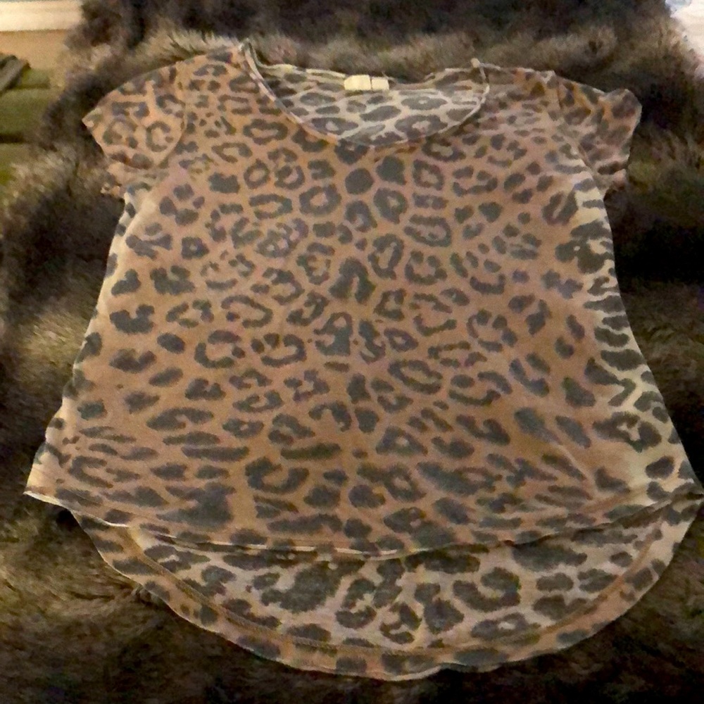 Cheetah print tee